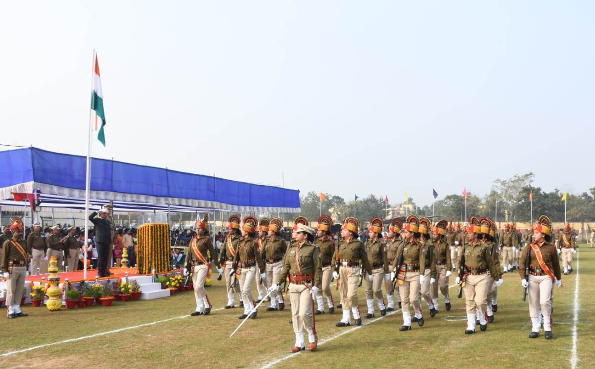 ପୂର୍ବତଟ ରେଳପଥ ପକ୍ଷରୁ ୭୧ତମ ଗଣତନ୍ତ୍ର ଦିବସ ପାଳିତ ।