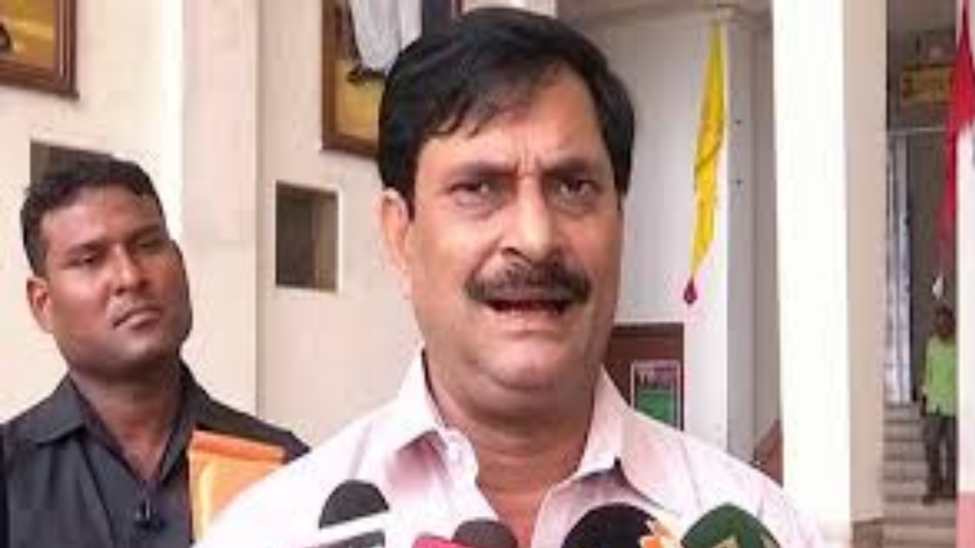 ରାଜ୍ୟର କରୋନା ସ୍ତିତି ଅନୁଧ୍ୟାନ କଲା ପରେ ଦଶମ ପରୀକ୍ଷା ହେବ କି ନାହିଁ, ସେନେଇ ଚିନ୍ତା କରିବୁ-ଗଣଶିକ୍ଷା ମନ୍ତ୍ରୀ