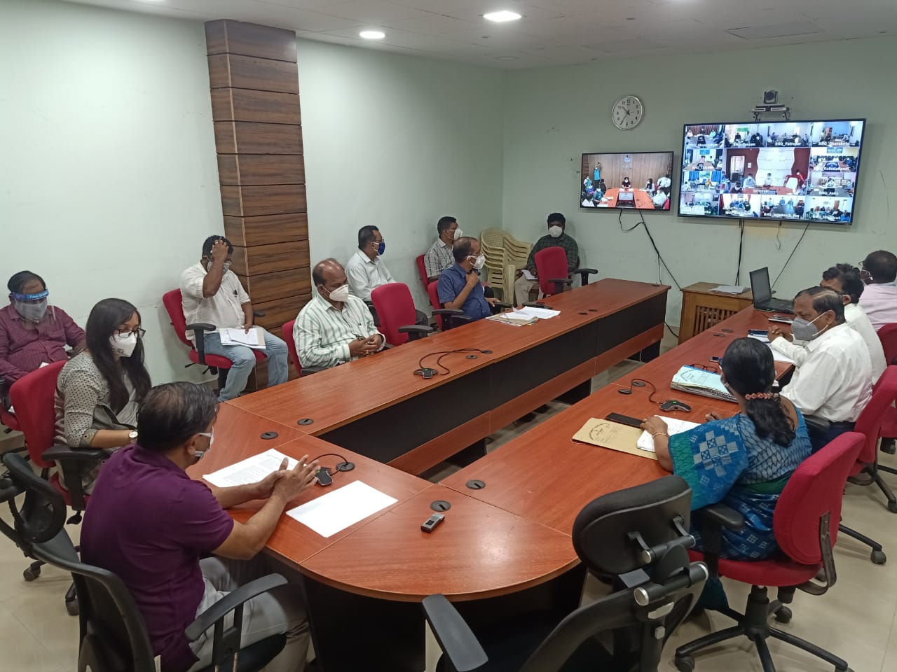ସମ୍ଭାବ୍ୟ ବାତ୍ୟା ୟସ’କୁ ନେଇ ଗଂଜାମ ଜିଲ୍ଲାପାଳଙ୍କ ସମୀକ୍ଷା ବୈଠକ…