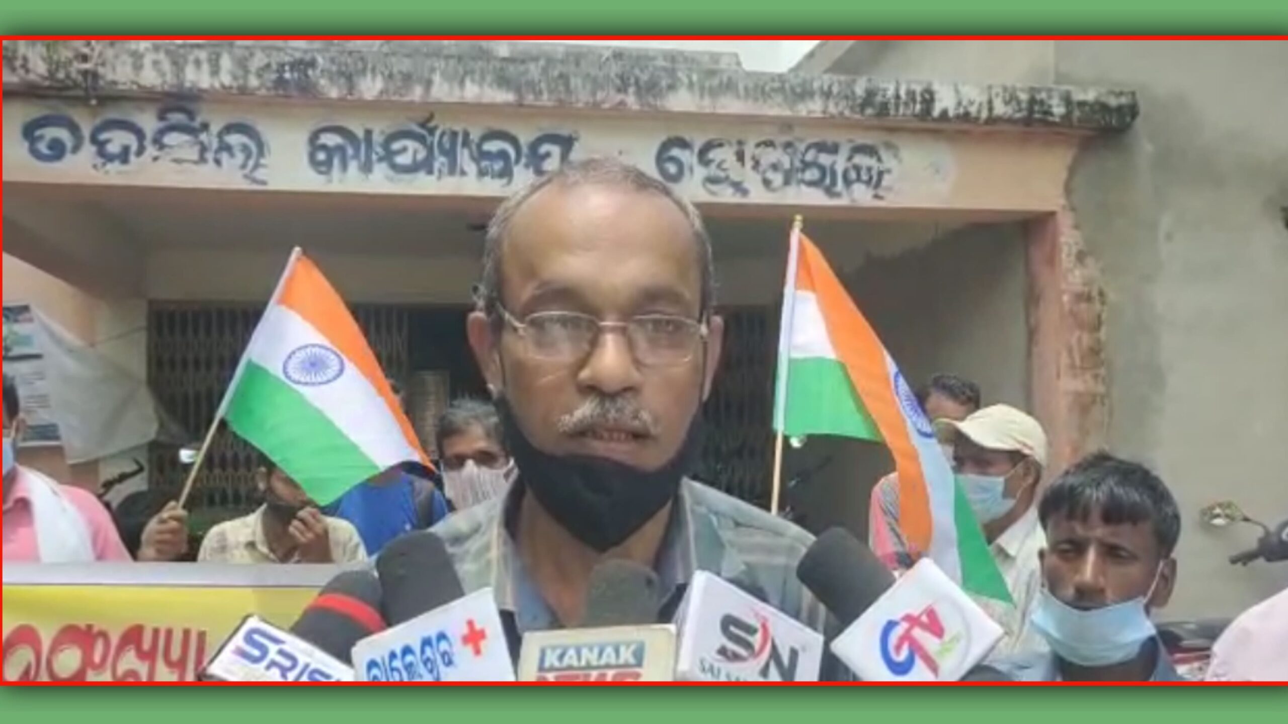 ଜନସଂଖ୍ୟା ବୃଦ୍ଧି ପ୍ରତିବାଦରେ ପ୍ରଧାନମନ୍ତ୍ରୀ ଙ୍କ ଉଦ୍ଦେଶ୍ୟରେ ଜନସଂଖ୍ୟା ସମାଧାନ ଫାଉଣ୍ଡେସନ କମିଟି ସ୍ମାରକପତ୍ର  ପ୍ରଦାନ