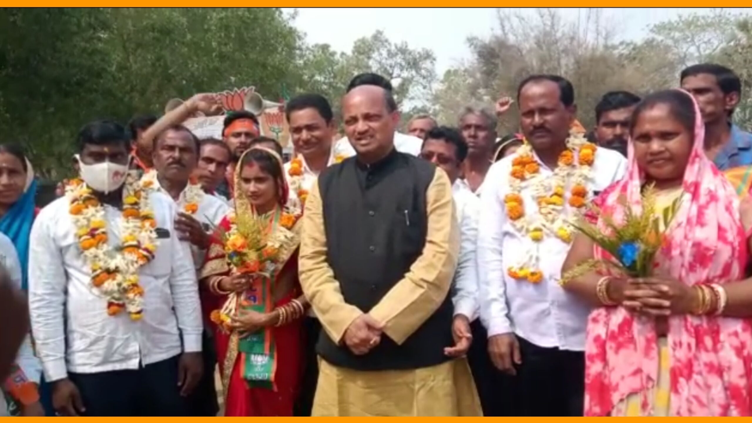 ଚାନ୍ଦବାଲି ବ୍ଲକର ୩ ନମ୍ବର ଜୋନ୍ ରେ ଜିଲ୍ଲା ପରିଷଦ ସଭ୍ୟଙ୍କ ପାଇଁ ପ୍ରଚାର ଯୁଦ୍ଧ….
