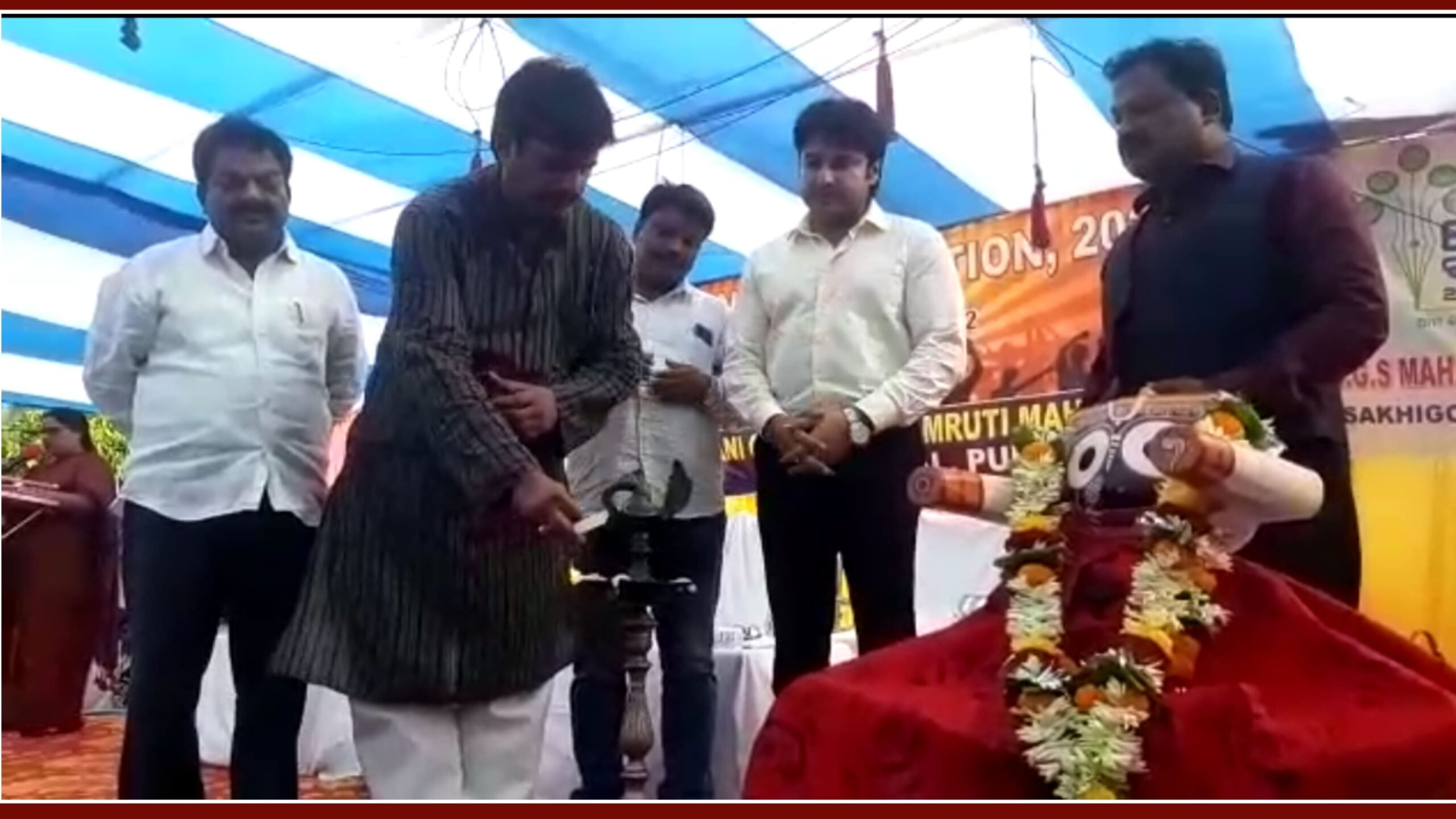 ଉତ୍କଳମଣୀ ଗୋପବନ୍ଧୁ ସ୍ମୃତି ମହାବିଦ୍ୟାଳୟର ବାର୍ଷିକ ଉତ୍ସବ ରେ ଗଣଶିକ୍ଷା ମନ୍ତ୍ରୀ ଓ ଆକାଶ ଦାସ ନାୟକ