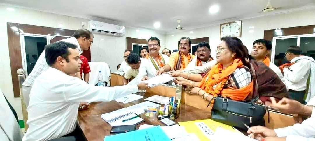 ଶେଷହେଲା ବ୍ରଜରାଜନଗର ଉପନିର୍ବାଚନ ନିମନ୍ତେ ନାମାଙ୍କନ ଦାଖଲ…