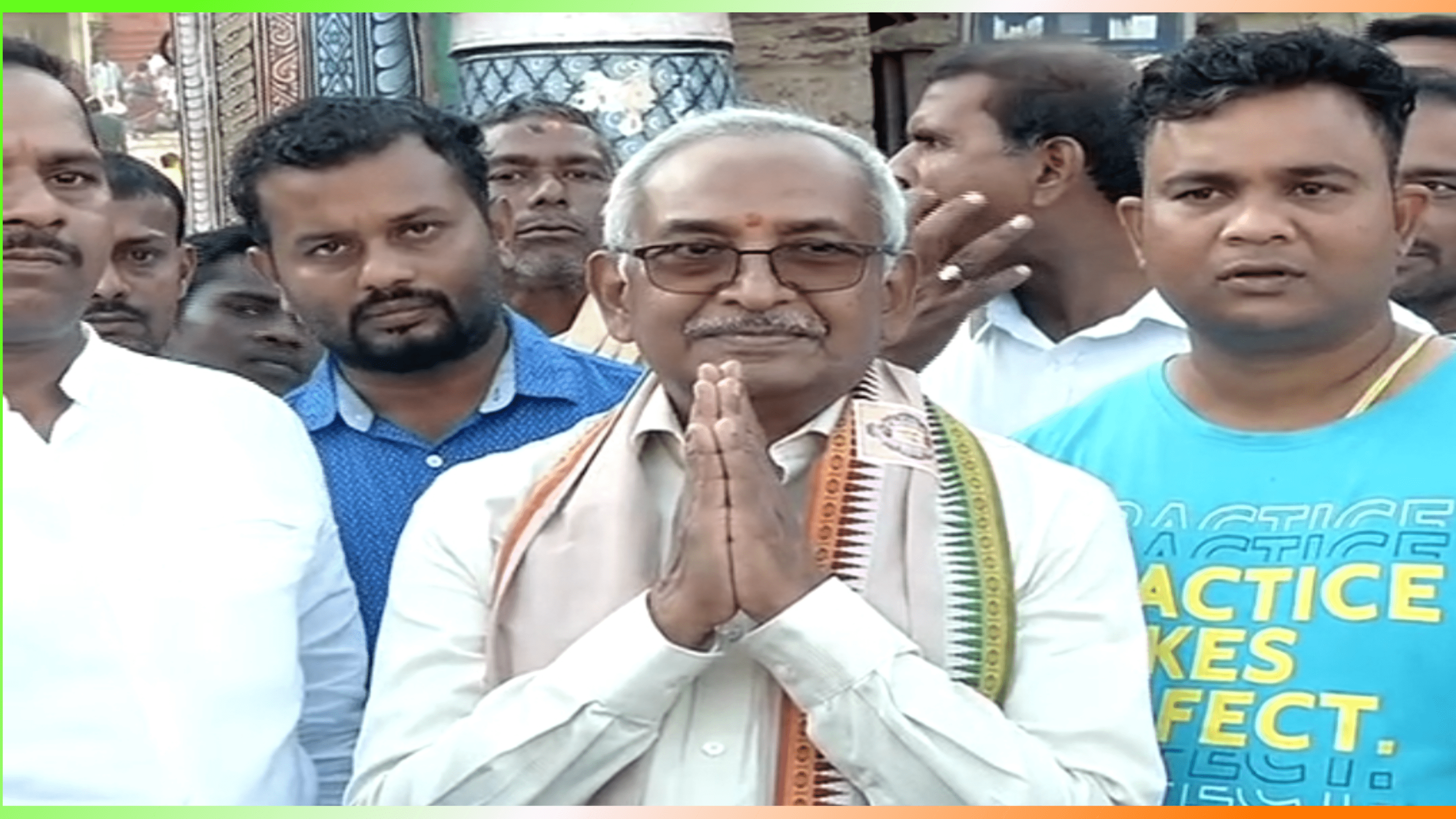 ପୁରୀ ଶ୍ରୀମନ୍ଦିର ରେ ଶ୍ରୀଜିଉଙ୍କୁ ଦର୍ଶନ କରିଛନ୍ତି ପୂର୍ବତନ ମୁଖ୍ୟ ଶାସନ ସଚିବ ତଥା କଂଗ୍ରେସ ନେତା ବିଜୟ ପଟ୍ଟନାୟକ…
