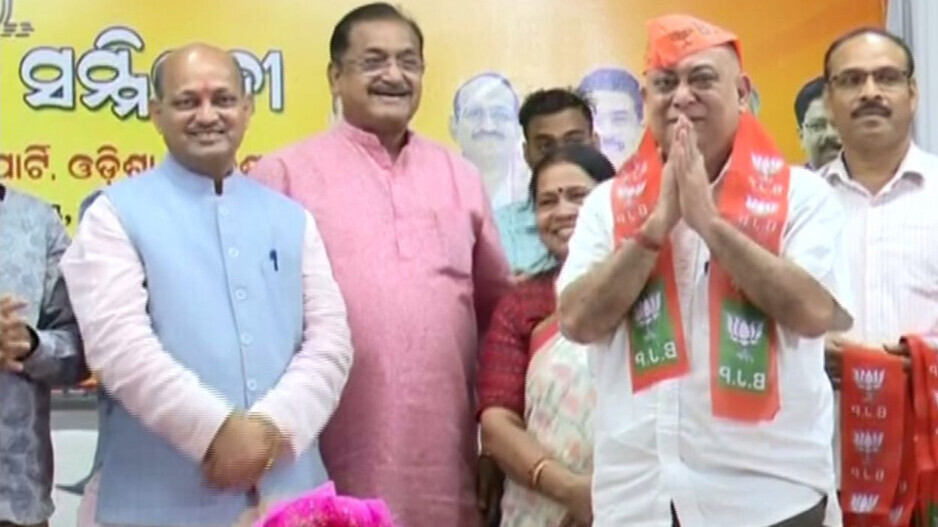 BJD ଛାଡ଼ି BJPରେ ମିଶିଲେ ଦେବାଶିଷ ନାୟକ