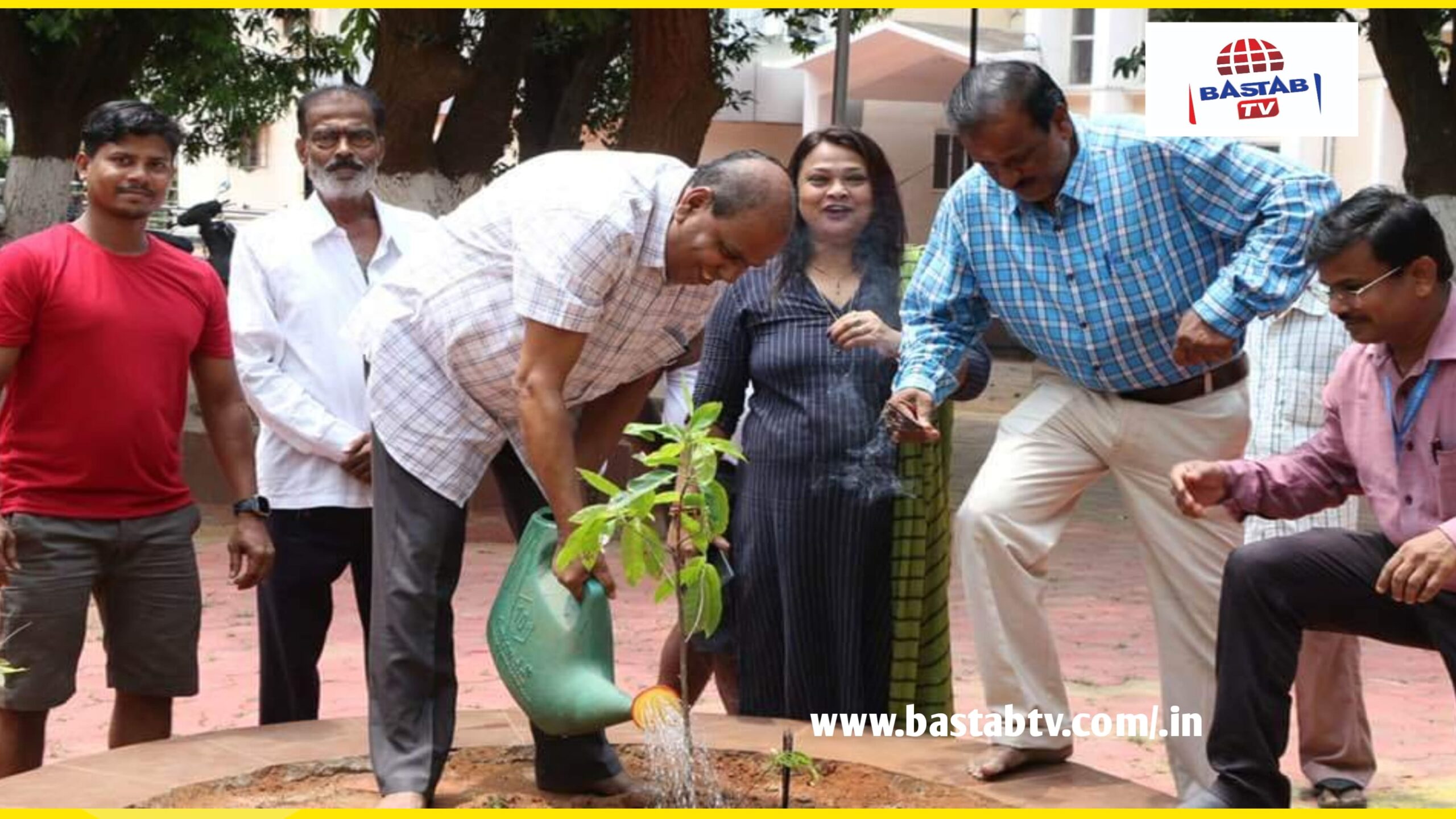 ପବିତ୍ର ଅକ୍ଷୟତୃତୀୟା’ ଉପଲକ୍ଷେ ଓଡିଶା ବିଧାନସଭା ସଚିବ,ଶ୍ରୀ ଦାଶରଥୀ ଶତପଥୀ, ନିରପତା ଅଧିକାରୀ, ଶ୍ରୀ ଗୋପାଳକୃଷ୍ଣ ବେହେରାଙ୍କ ବୃକ୍ଷ ରୋପଣ…