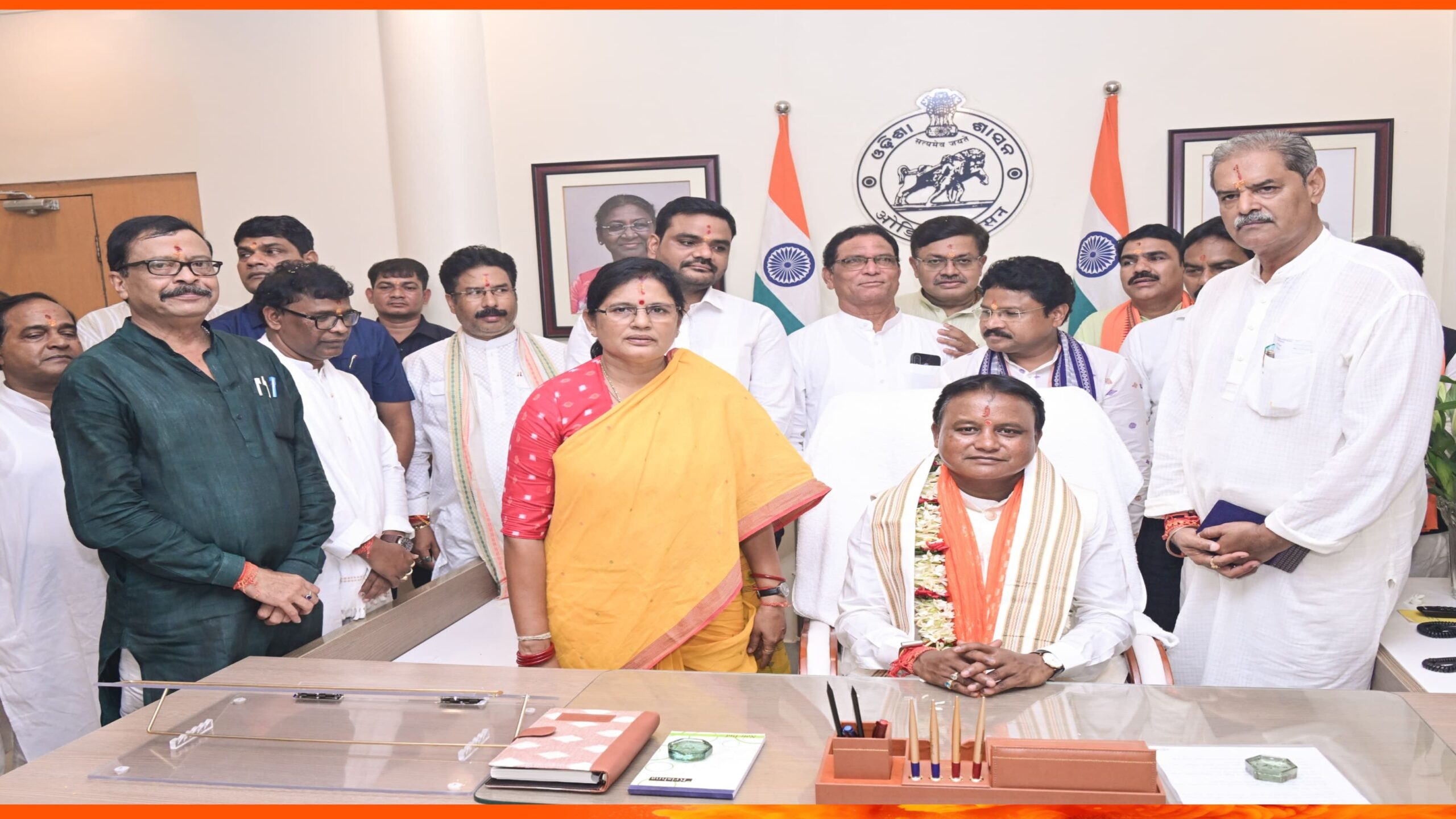 ଓଡ଼ିଆ ଭାଷାରେ ସରକାରୀ କାର୍ଯ୍ୟ ହେବ,ଓଡିଆ ଭାଷାରେ ନଥି ଉପସ୍ଥାପନ କରିବାକୁ ନିର୍ଦ୍ଦେଶଦେଲେ ମୁଖ୍ୟମନ୍ତ୍ରୀ