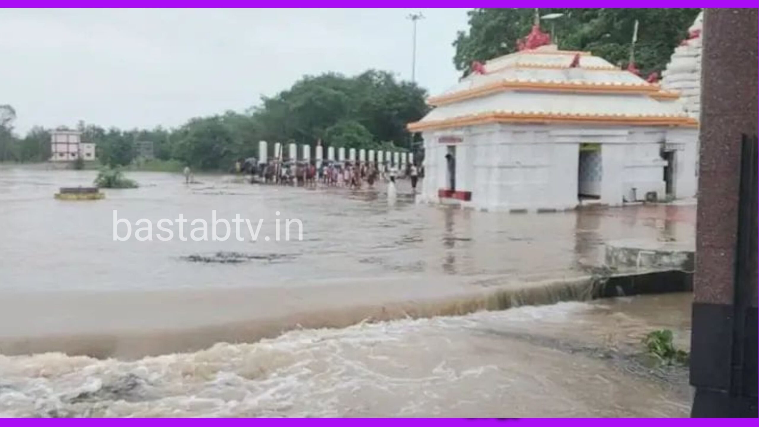 ମା’ଭଟ୍ଟାରିକା ଙ୍କ ମନ୍ଦିର ବେଢ଼ାରେ ପସିଲା ମହାନଦୀର ବନ୍ୟାଜଳ…
