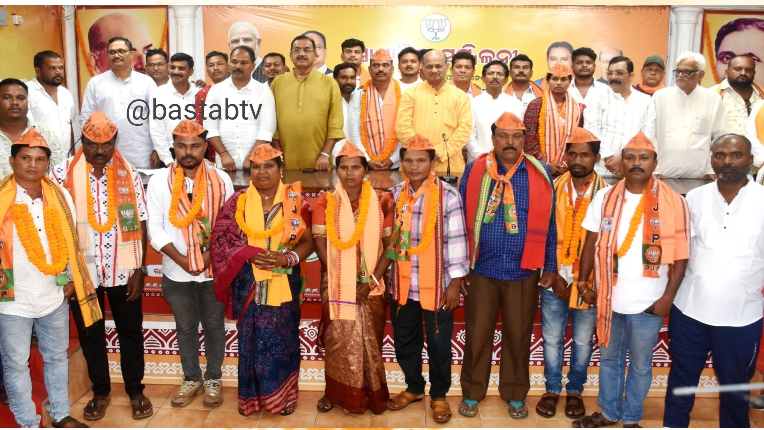 ବିଜେପିରେ ଯୋଗଦେଲେ ତେନ୍ତୁଳି ଖୁଂଟି ବ୍ଲକ ଅଧ୍ୟକ୍ଷା ଓ ଉପାଧ୍ୟକ୍ଷ…