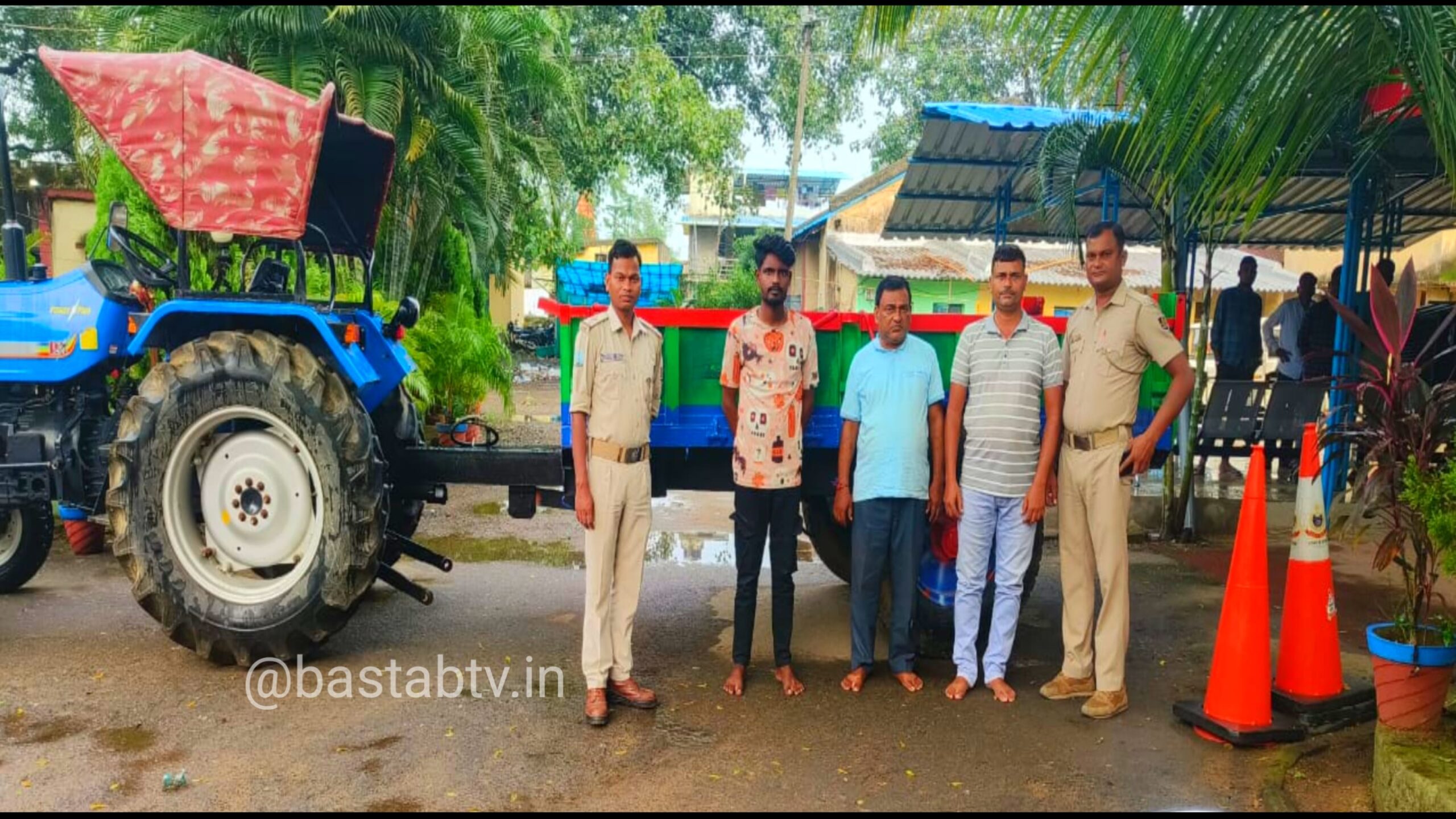 ଚୋରି ହୋଇଥିବା ଟ୍ରାକ୍ଟର ଓ ଟ୍ରଲି ଉଦ୍ଧାର ତିନି ଅଭିଯୁକ୍ତ ଗିରଫ…