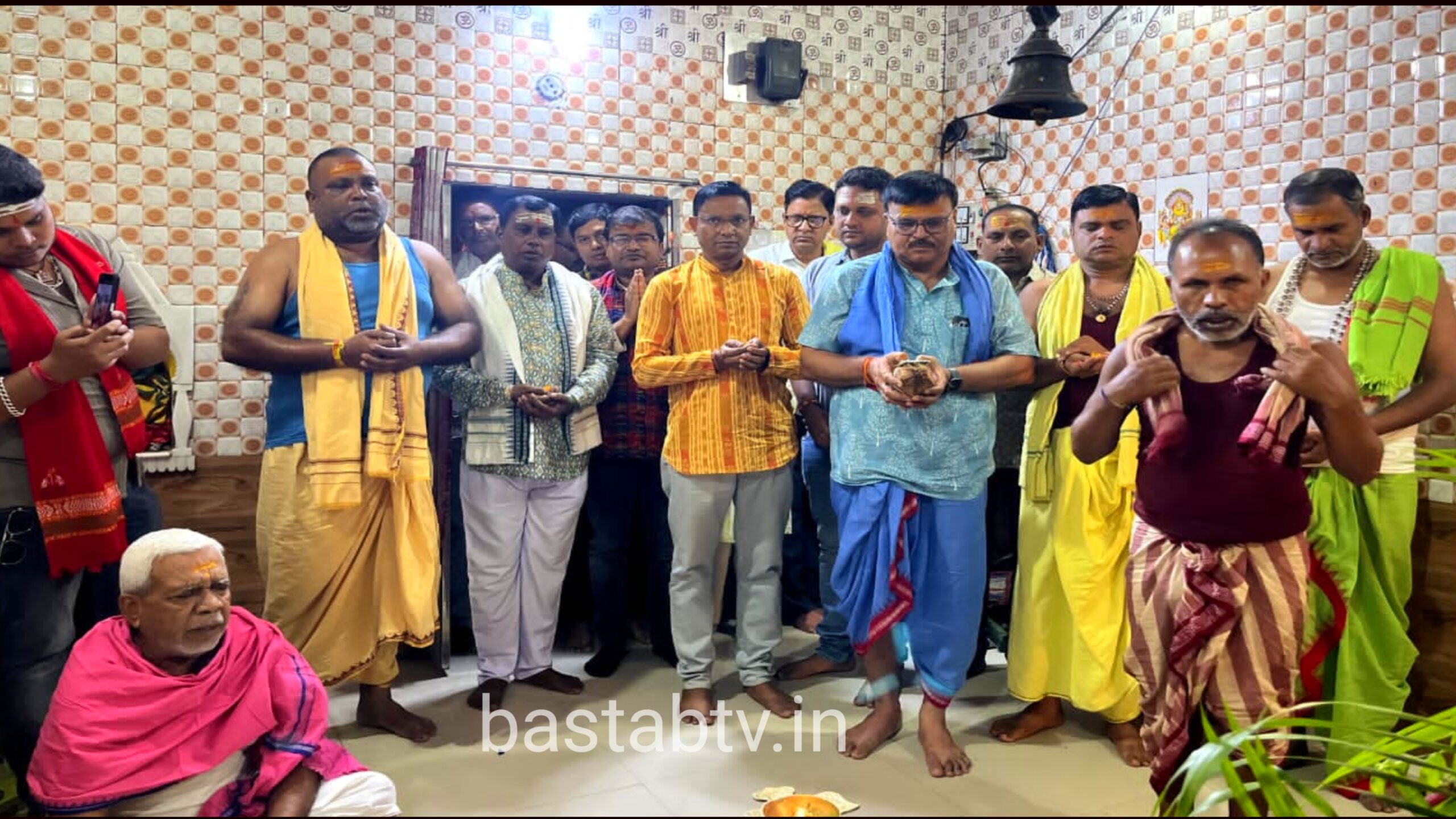 ବରପାଲି ଶୀତଳ ଷଷ୍ଠୀ ତରଫରୁ କପିଲେଶ୍ବର ବାବାଙ୍କୁ ଖେଚୁଡ଼ି ଓ ସାକରା ଭୋଗ…